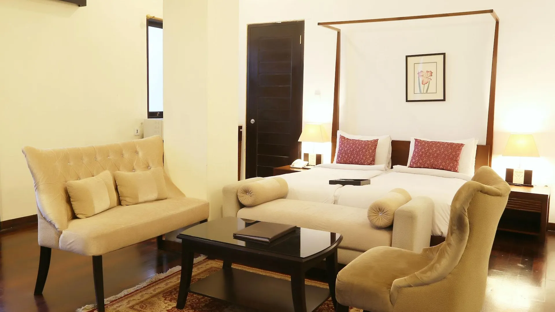 Marbella Pool Suite Seminyak Apartman