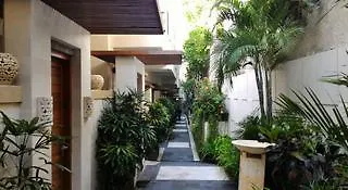Marbella Pool Suite Seminyak 0*,